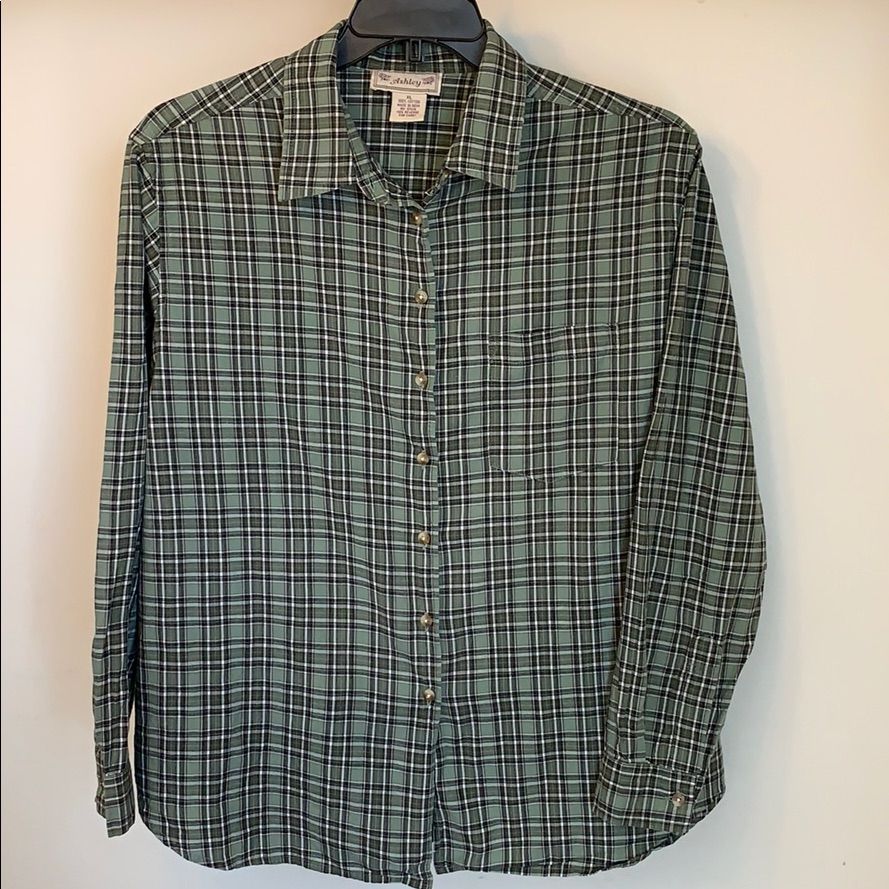 90’s Style Button Down